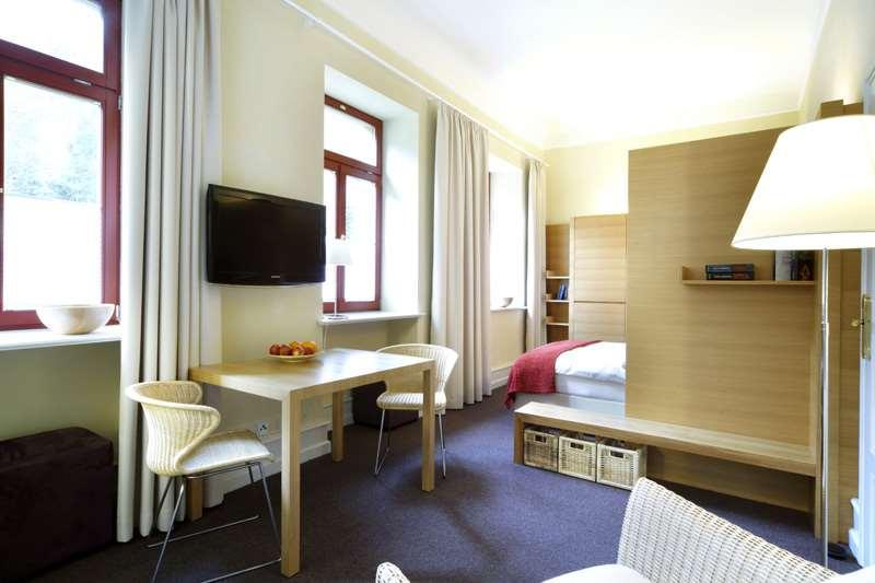 Parkhotel Πφορτζχάιμ Δωμάτιο φωτογραφία